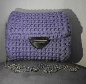 Handmade lilac crochet bag with a black-nickel clasp and chain strap